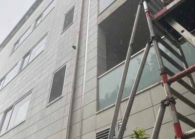 TRATAMENTO E APLICAÇÃO DE JUNTA DE DILATAÇÃO INOX